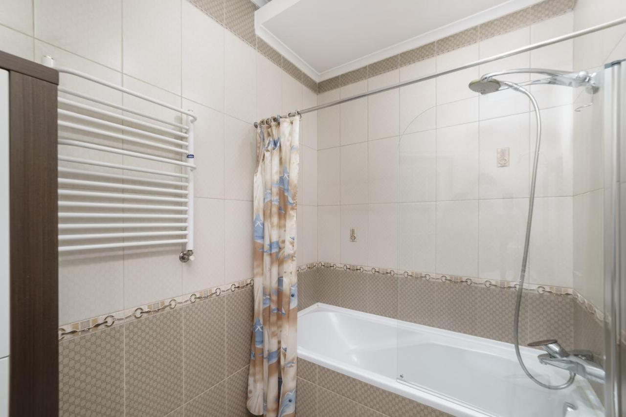 Katerynyska 2 Level Apartment With Sauna Odessa Eksteriør bilde
