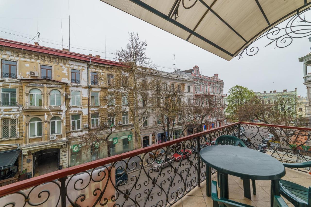Katerynyska 2 Level Apartment With Sauna Odessa Eksteriør bilde