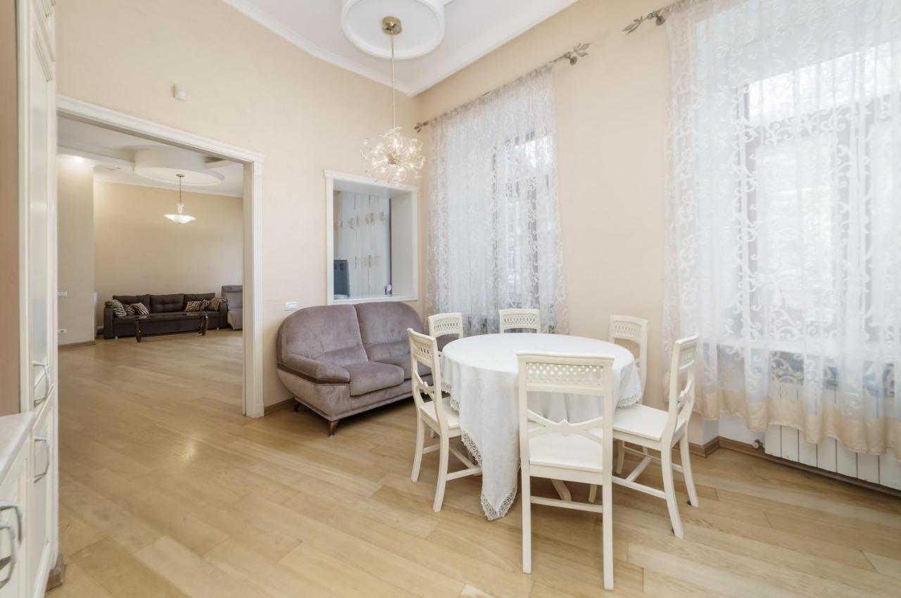 Katerynyska 2 Level Apartment With Sauna Odessa Eksteriør bilde