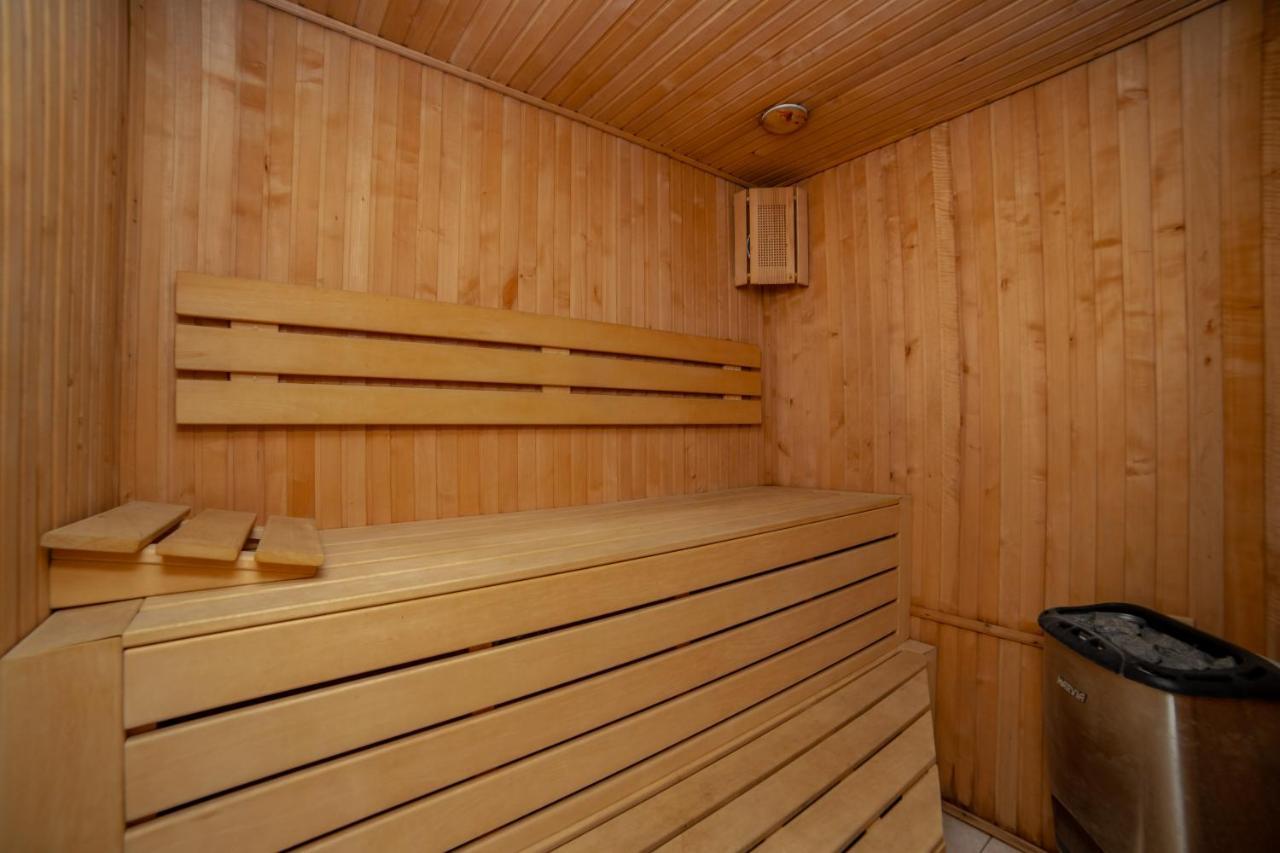 Katerynyska 2 Level Apartment With Sauna Odessa Eksteriør bilde